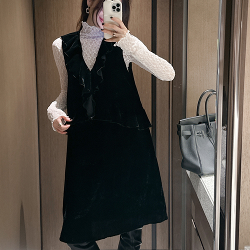 Partysu 韩国进口 官网直邮 2025冬 Maya 天鹅绒荷叶边连衣裙