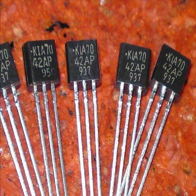 三端稳压KIA7042AP  KIA7042AP-AT/P  K1A7042AP  TO-92全新进口