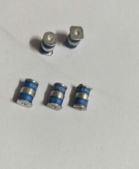 贴片放电管T90-A90XSMD B88069X2331T902 B3D090L 90V  5*7.6