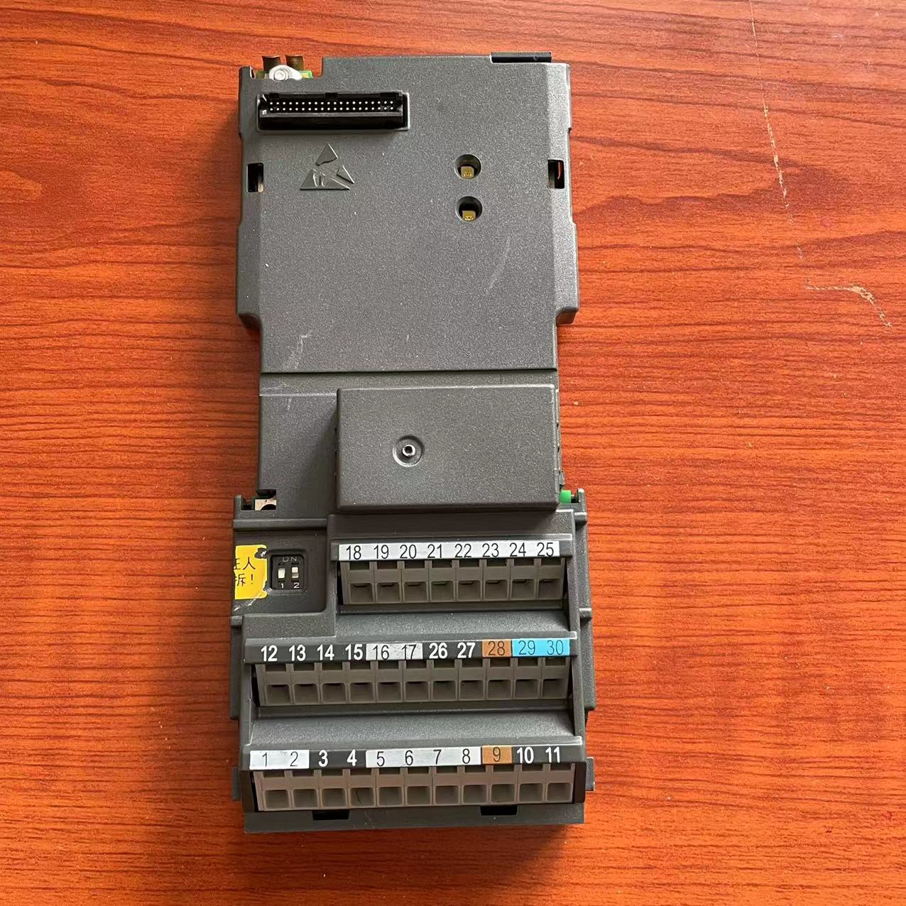 A5E00224211 Siemens frequency converter IO interface board A5E02360178 terminal card A5E02490424