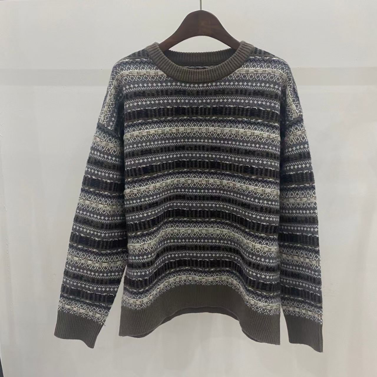 雪屋费尔岛女厚款七针减龄时尚纯羊毛长袖圆领毛衣针织衫上衣