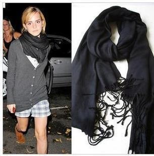 人手N条外贸欧美单 女款亲肤保暖CASHMERE仿羊绒围巾，百搭黑色