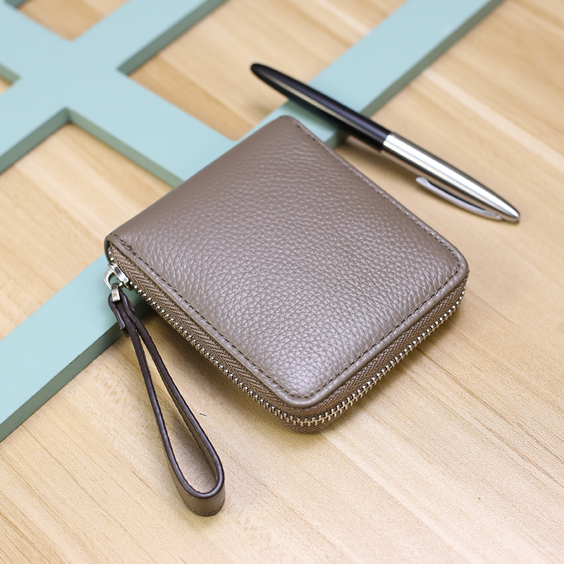 何以里外头层牛皮方形卡包钱包