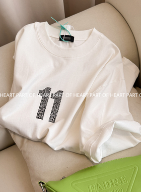 W家2026新款烫钻简约短袖T恤纯棉圆领男女半袖上衣重磅休闲情侣装