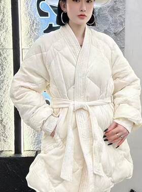 丝绒中长款侧开叉汉服式羽绒服女