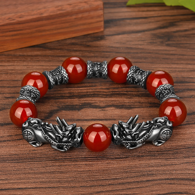 天然红玛瑙复古貔貅手串