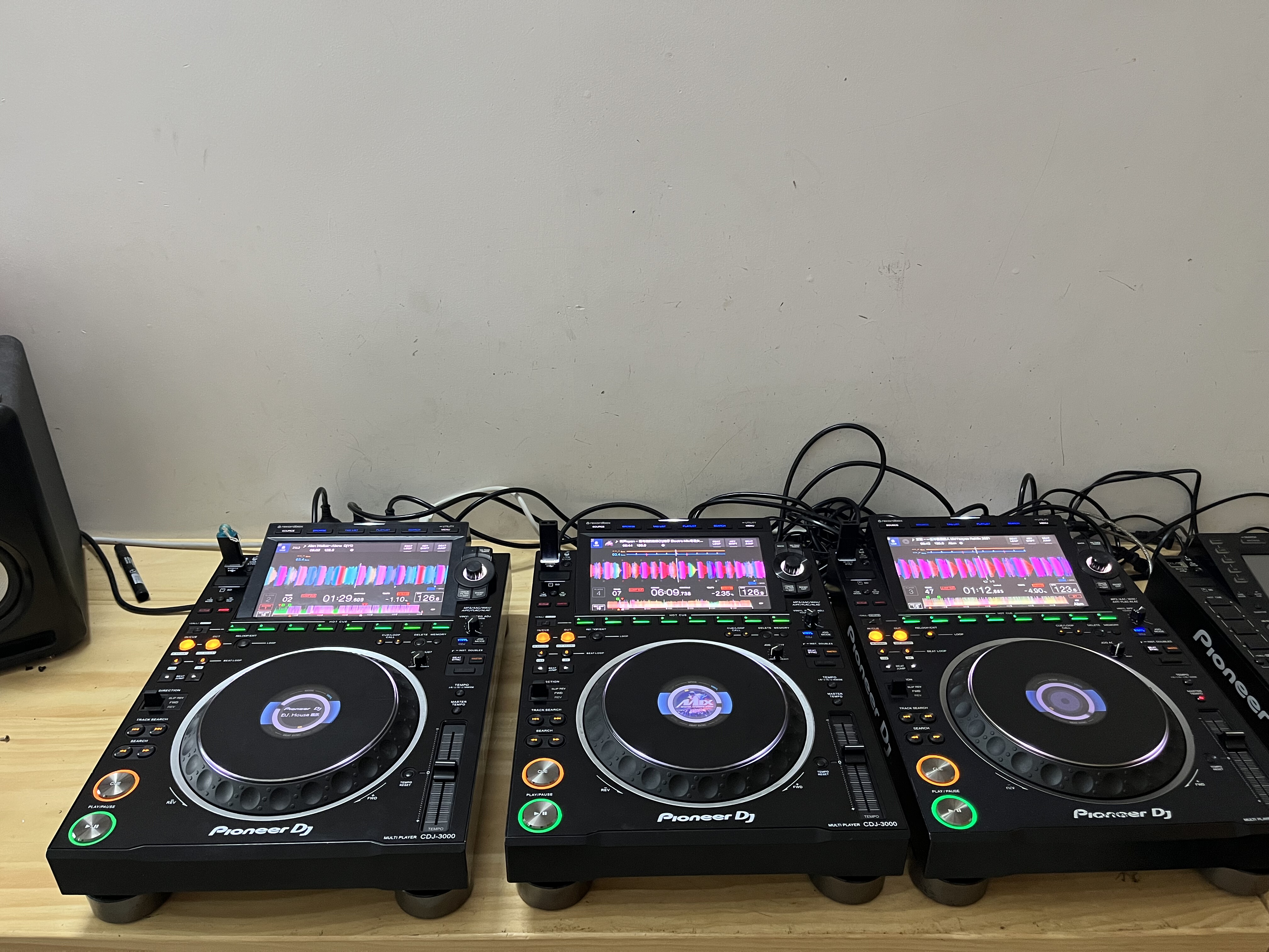 pioneer 先锋是CDJ3000打碟机一台 酒吧DJ打碟  可做备用机 保修
