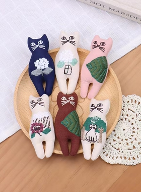 森系可爱布艺充棉猫咪胸针挂件包包服装配饰百搭服饰辅料配件
