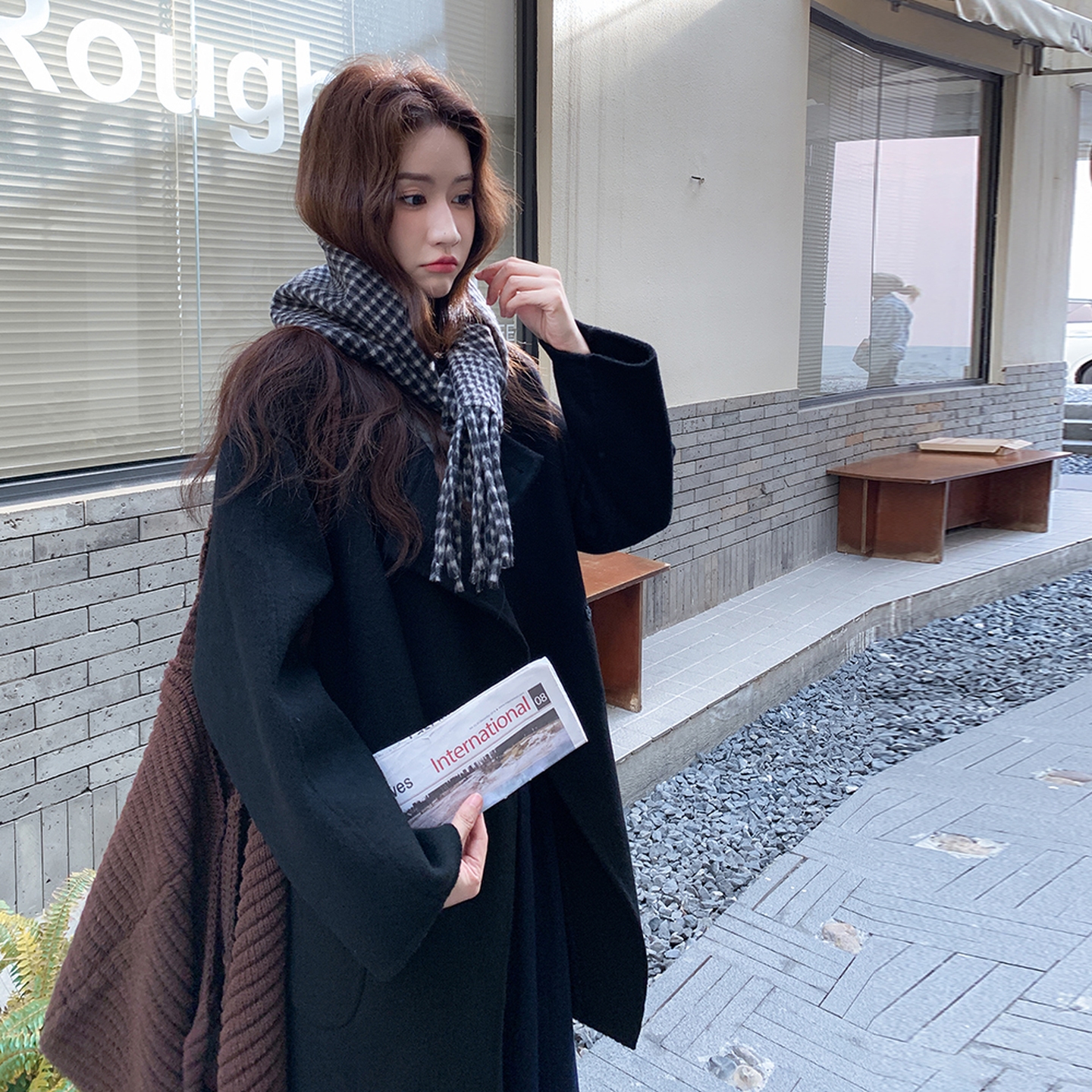 秋冬新款黑色呢大衣配格子围巾双面羊毛尼大衣外套8117p280k438，女装毛呢外套，浙宝186