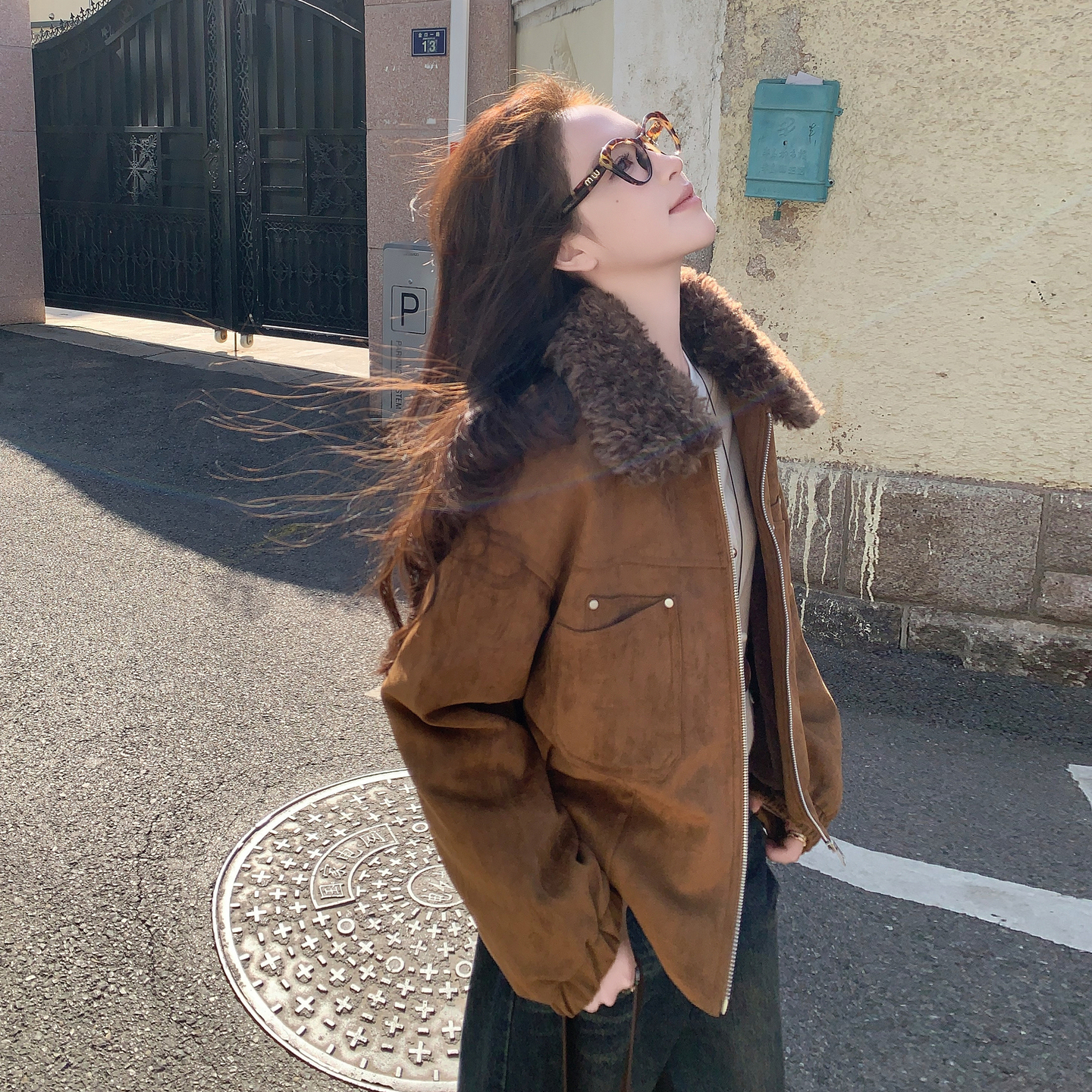 新款图秋冬麂皮绒外套8167p205k328内里加绒，女装短外套，浙宝186