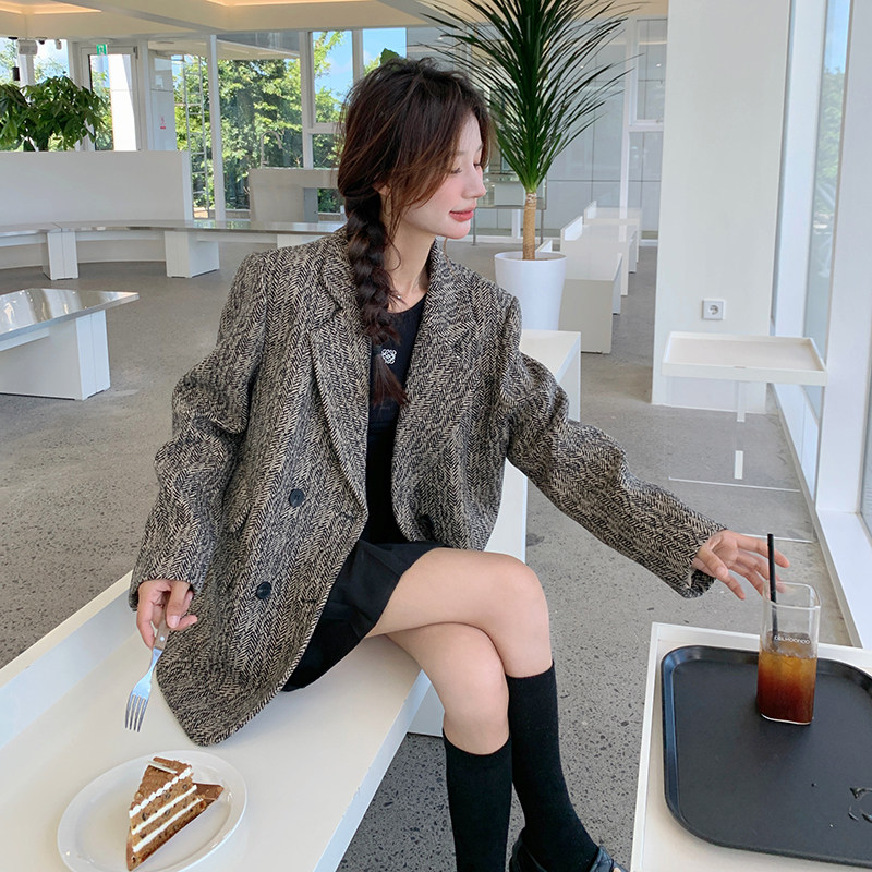 韩版灰色西装毛呢外套女2025春季新款宽松气质高级感短款呢子大衣,女装毛呢外套,浙宝186