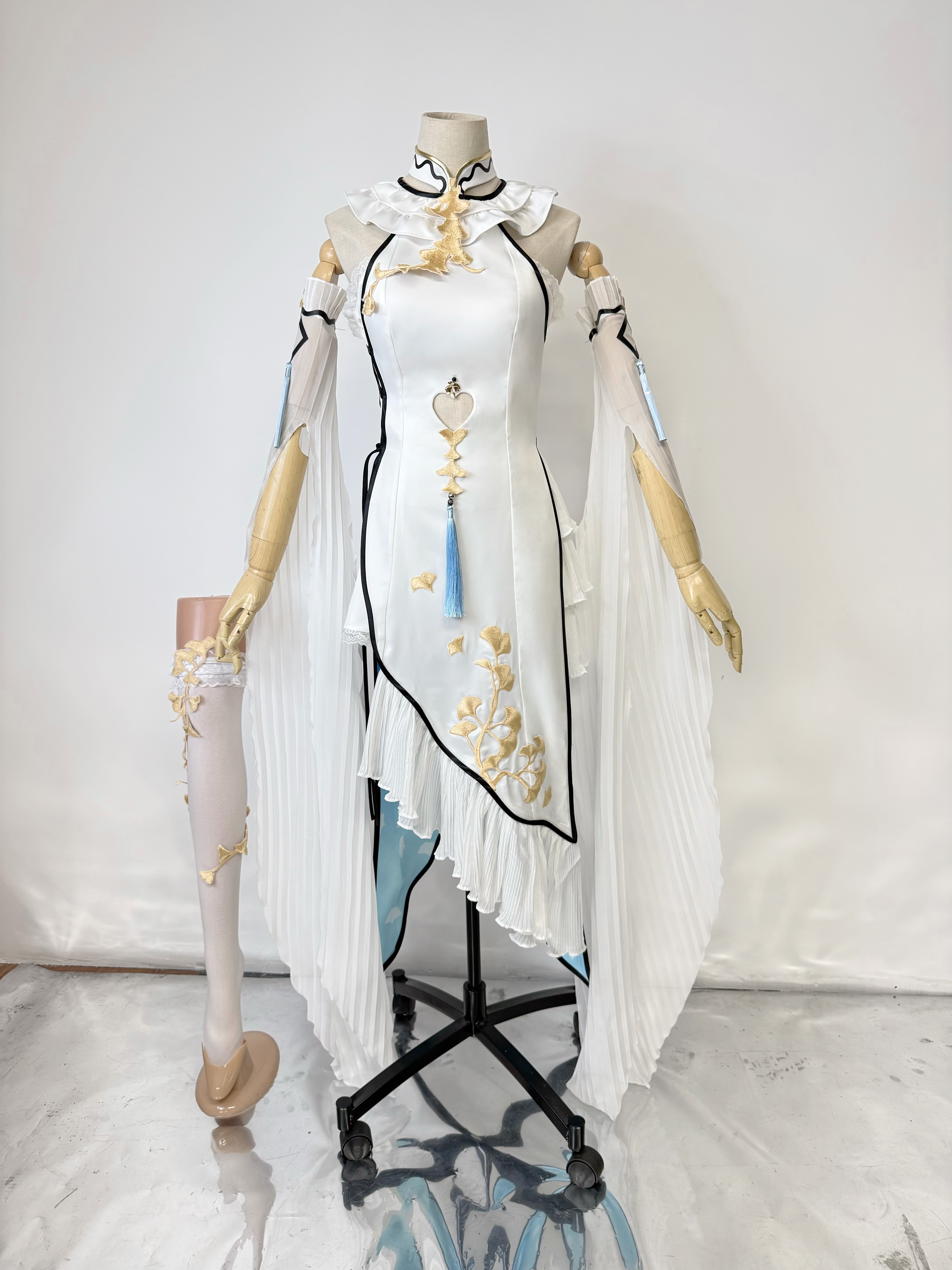 【尾款5.20截止】方舟联动洛天依杏辞cos服征集