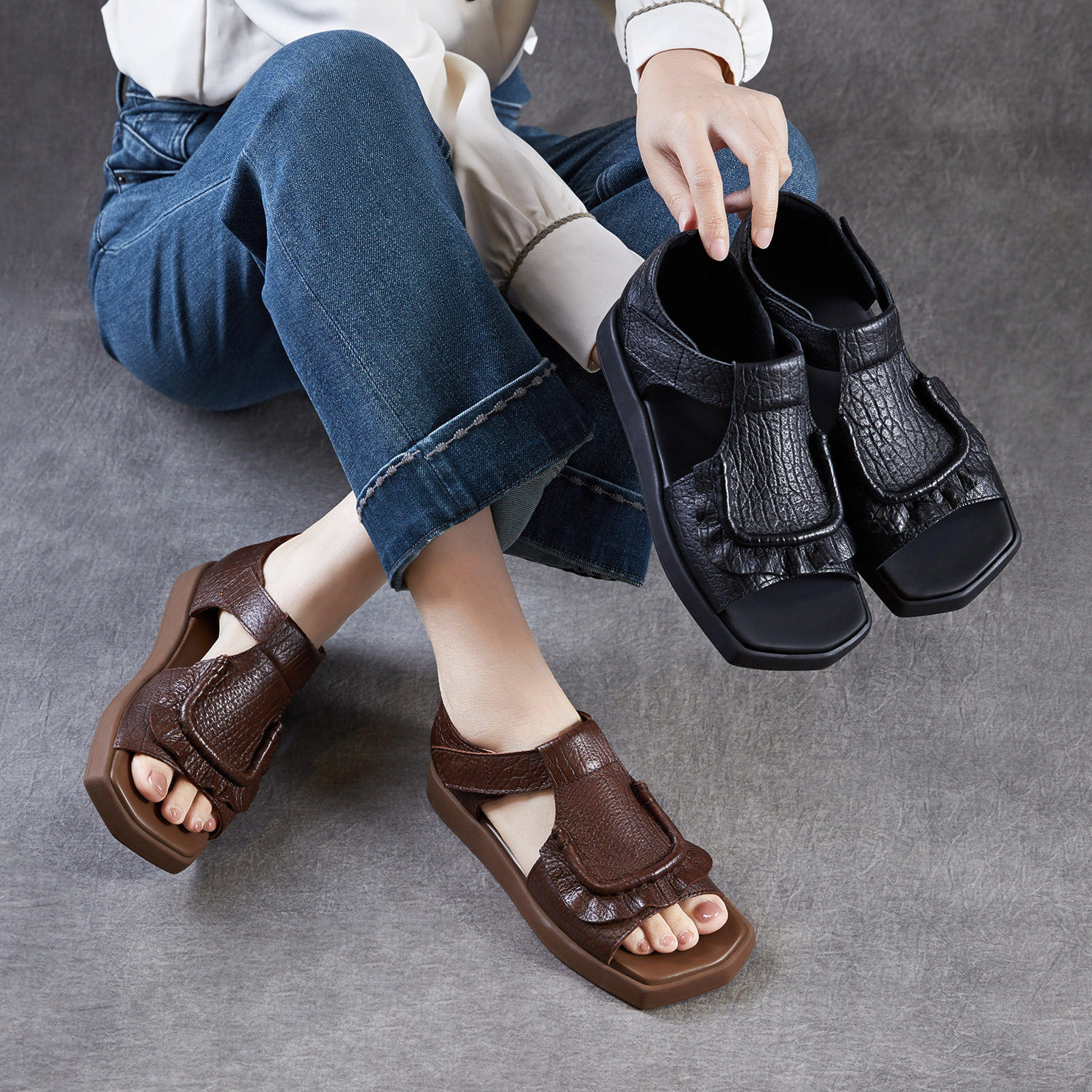 2026夏季外穿真皮软底鱼嘴凉鞋女