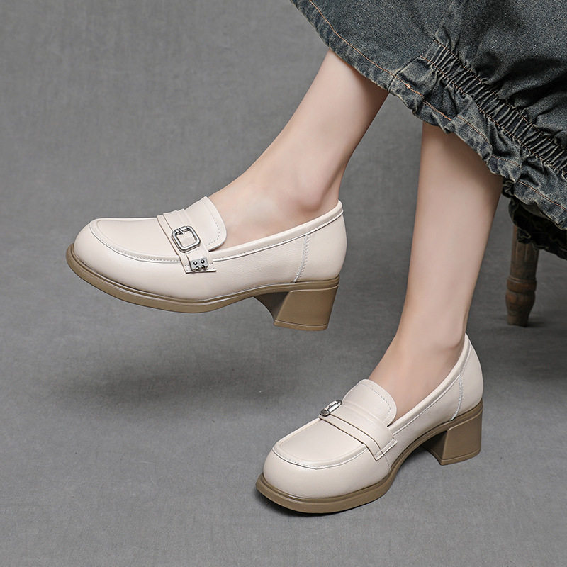 粗跟厚底套脚乐福鞋女2026新款英伦风黑色通勤单鞋软底白色小皮鞋