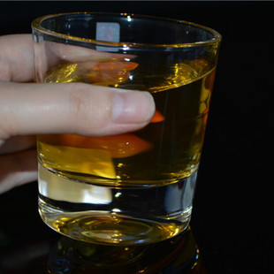 160ML创意耐热超厚底部玻璃杯白酒烈酒杯红洋酒威士忌杯KTV酒吧店