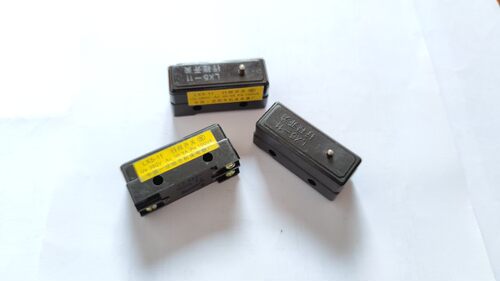 沈阳中捷摇臂钻Z3050 z3080行程开关 微动开关  lx5-11限位开关