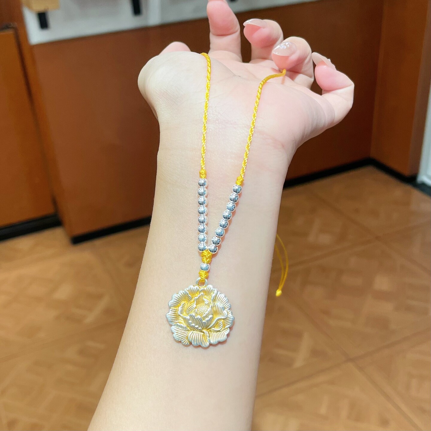 足银9999纯银牡丹花项链女图片