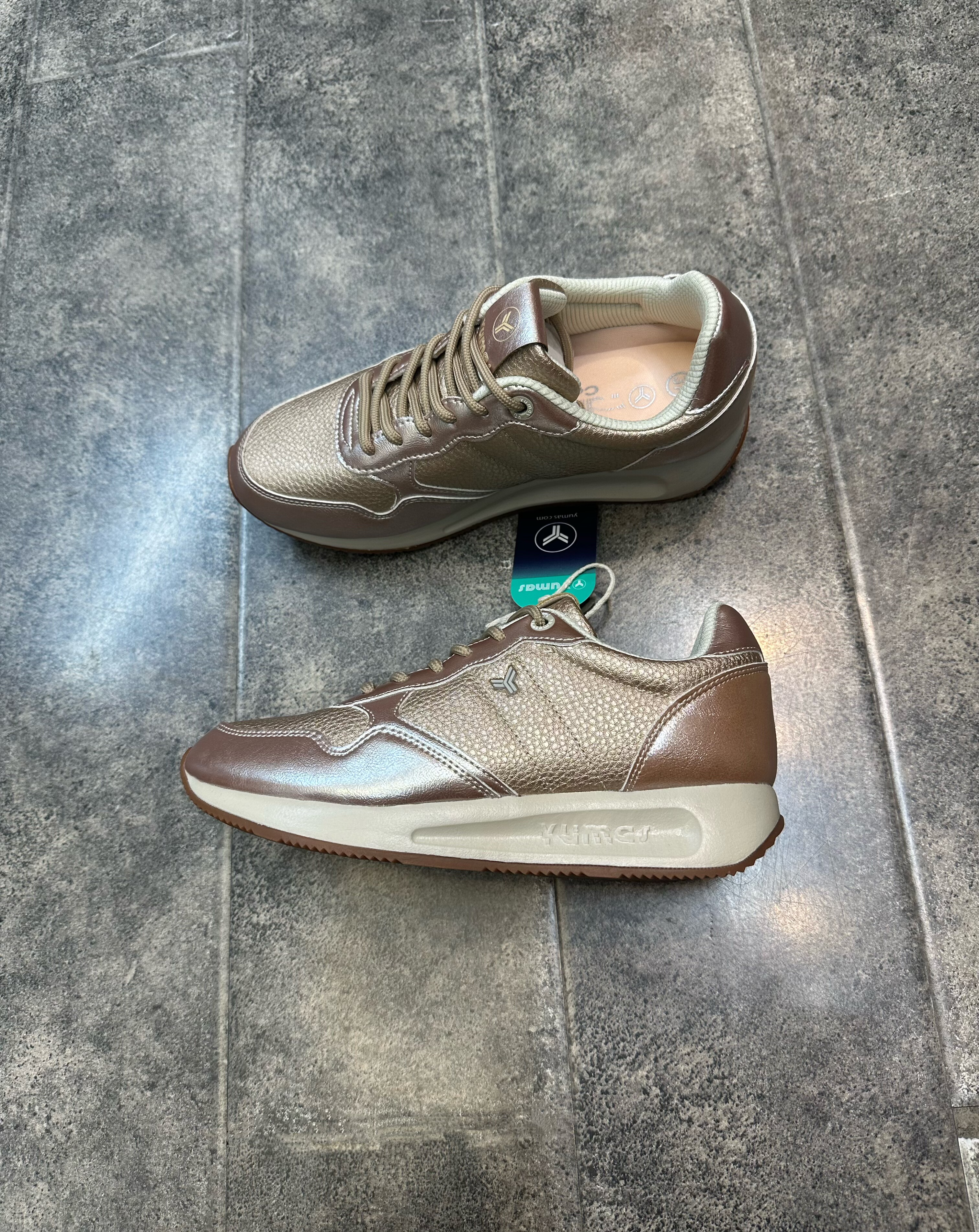 小陈记外贸原单 新款时尚休闲鞋女乳胶鞋垫舒适复古阿甘鞋女鞋