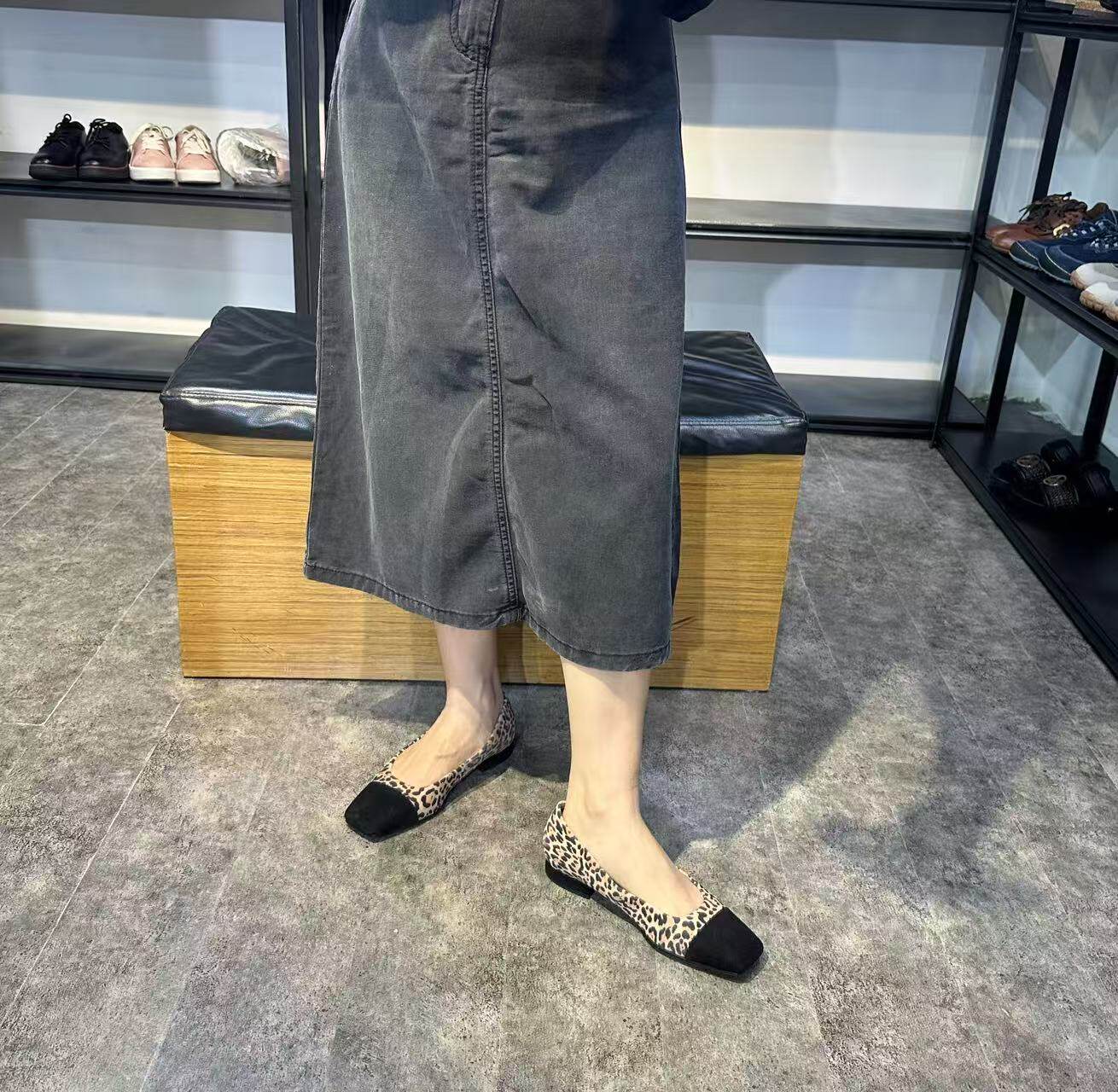 小陈记里外鞋垫全皮外贸法式复古风豹纹拼接方头女低跟通勤乐福鞋