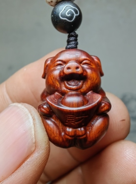 紫檀红木头精雕刻生肖元宝小猪车钥匙扣吊坠文盘玩手把挂件礼饰品