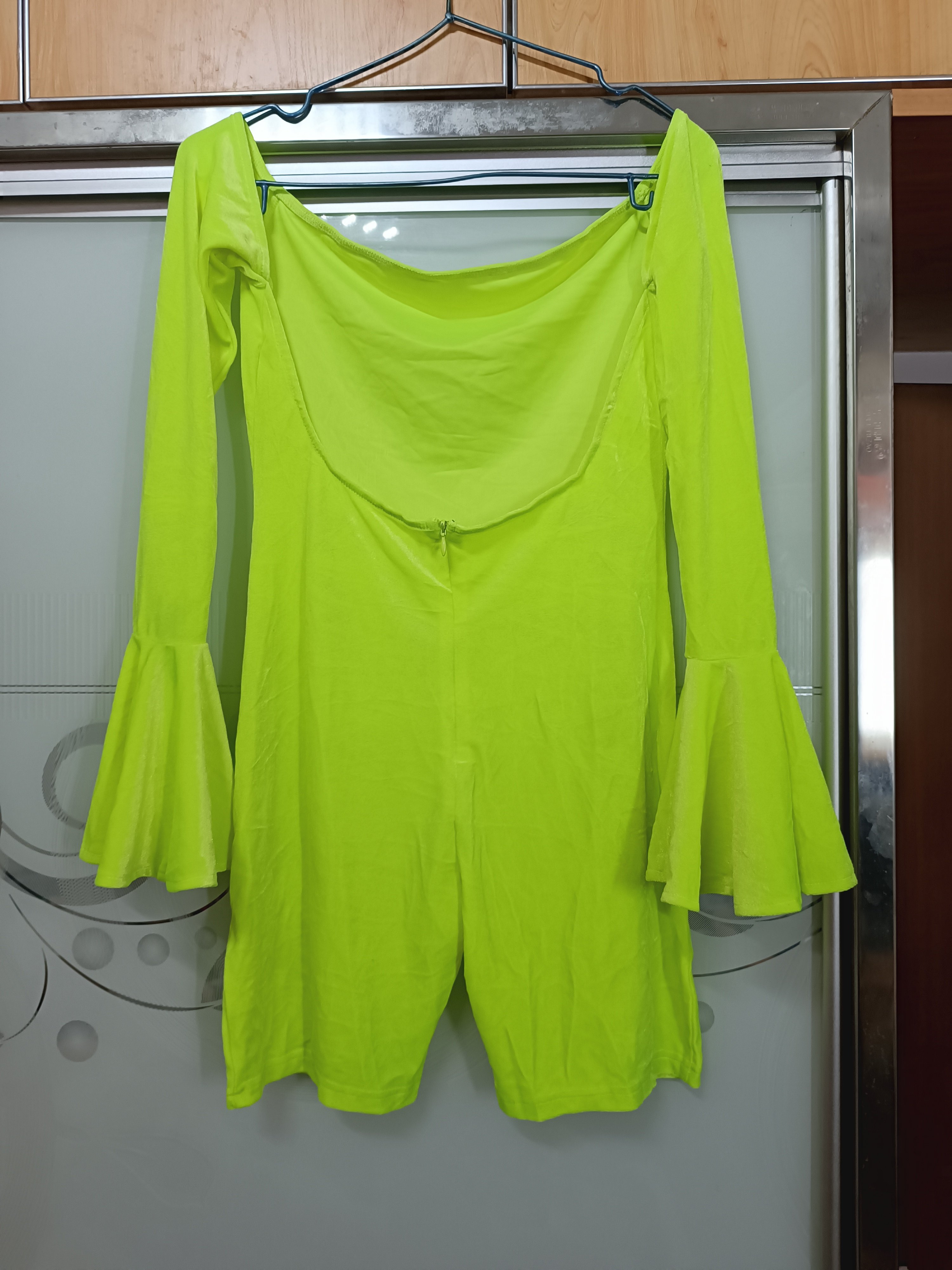 连体裤瑜伽服长袖连体衣女圆领镂空设计喇叭袖国标拉丁舞蹈服连体