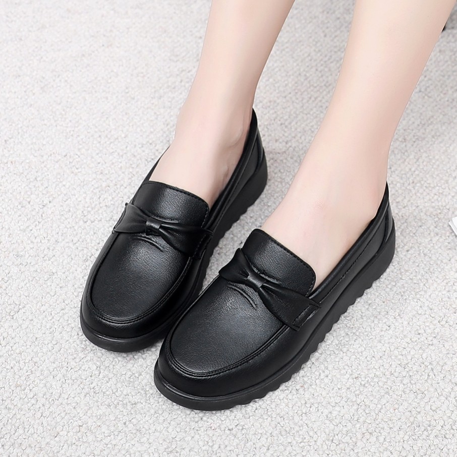 工作鞋女黑色平底皮鞋老人鞋上班面试酒店防滑妈妈鞋舒适软底单鞋,女鞋,浅口单鞋,淘宝优惠券,粉丝福利购,淘宝优惠卷