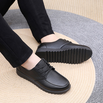 清仓特价系带工作鞋男软底舒适上班皮鞋防滑防水久站不累脚爸爸鞋