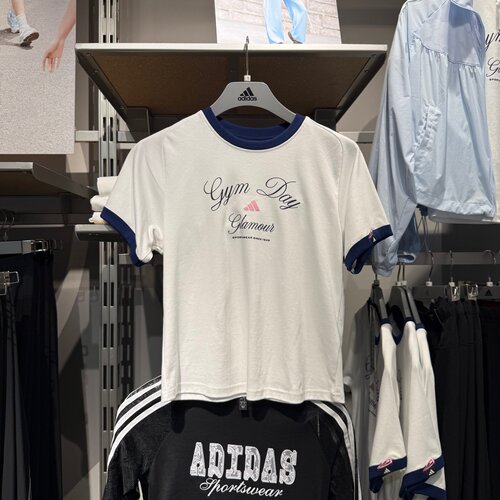 Adidas阿迪达斯休闲简约舒适学院风半袖2026夏女短袖T恤 KB7196