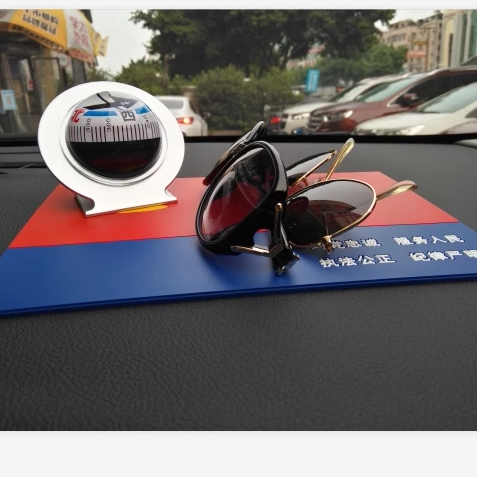 厂家直销创意手机置物垫防滑汽车