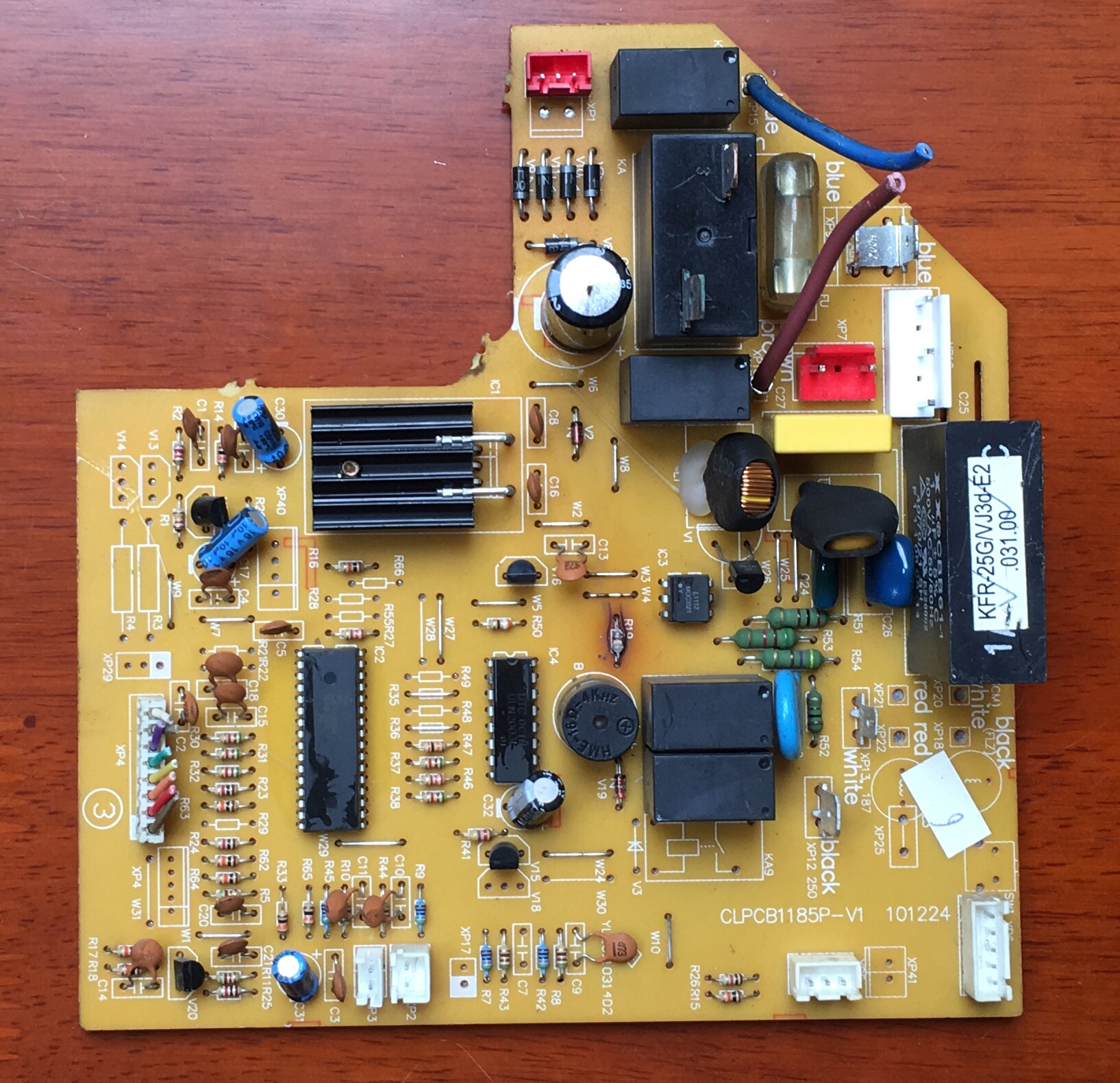 春兰空调KFR-25/VJ3d-E2电脑板