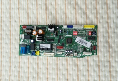 28美的中央空调内机主板