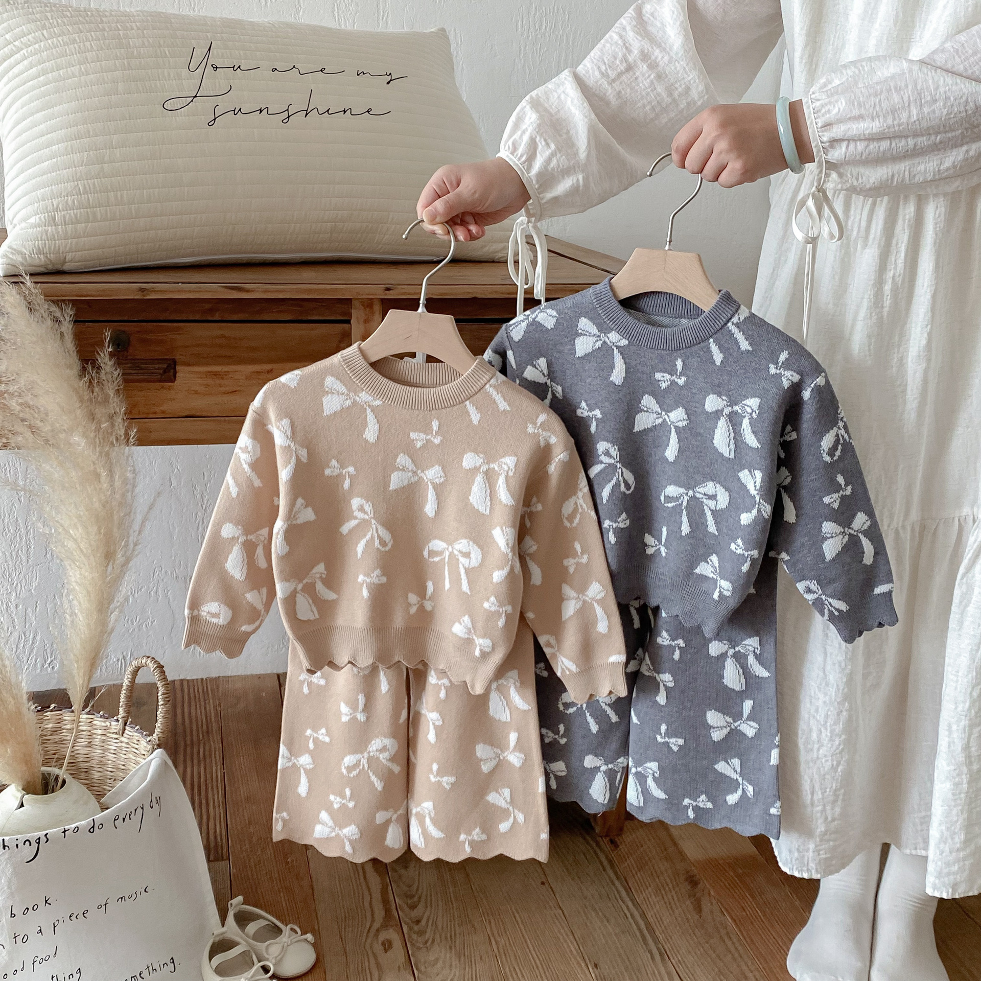 婴幼儿宽松毛衣男女童宝宝衣服长袖上衣长裤套装卫衣秋冬季针织衫