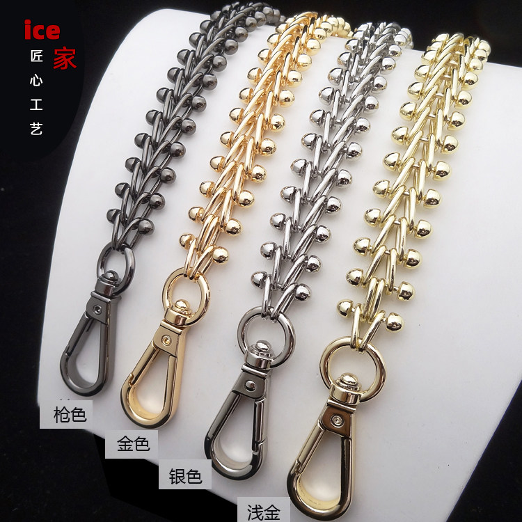 高档特色扁宽粗链条藤蔓花纹链