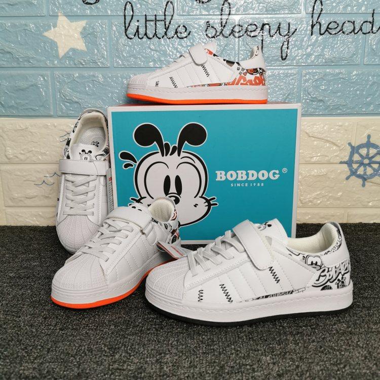 实体店撤柜琪尔特巴布豆童鞋秋款防滑防水皮面男童板鞋儿童小白鞋