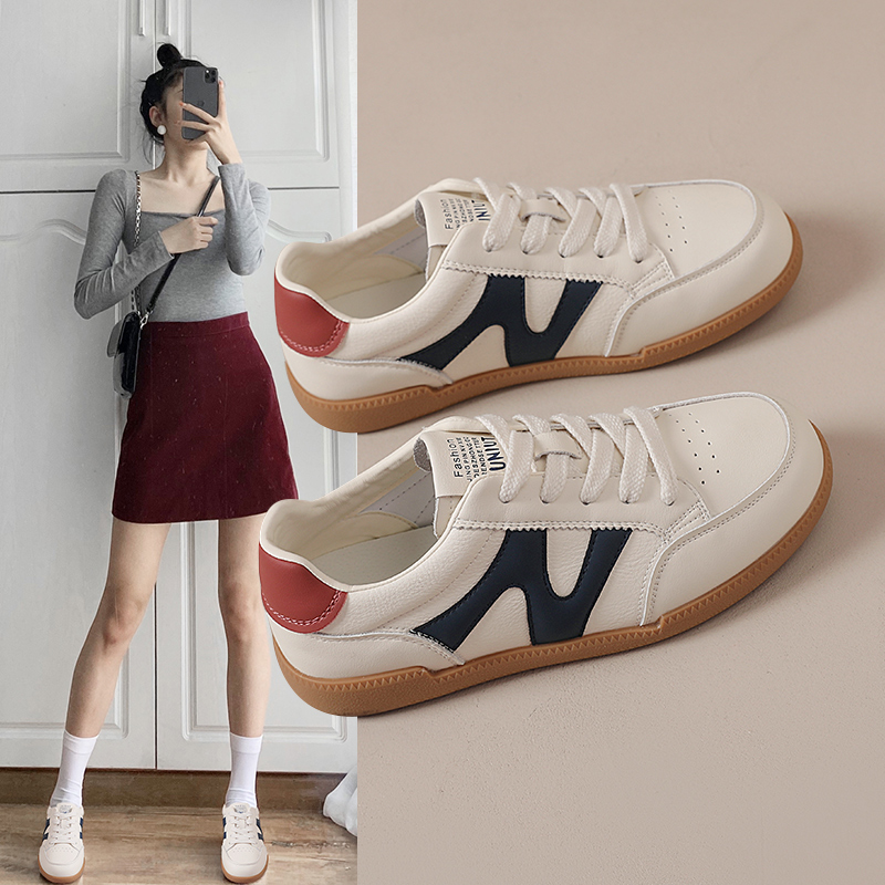 高级感休闲运动板鞋女款真皮