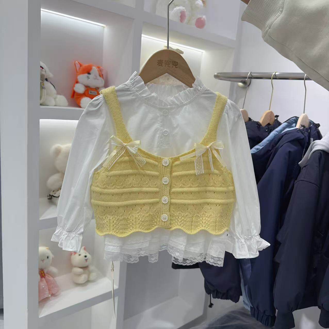 女童真两件叠穿针织吊带套装2026秋季新款荷叶边上衣蝴蝶结两件套