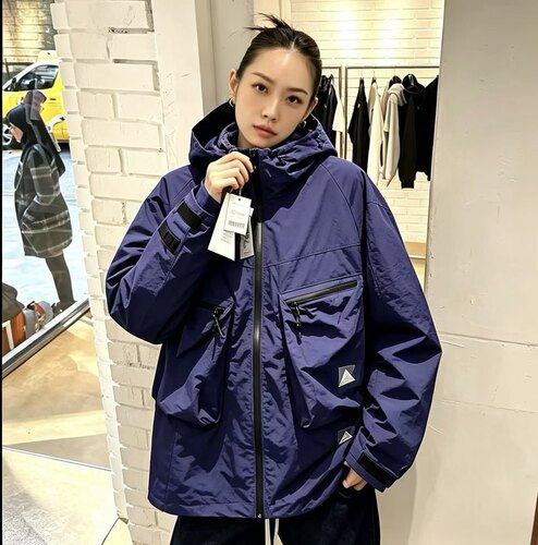 小野人 and wander 冲锋衣夹克 458 看详情最后