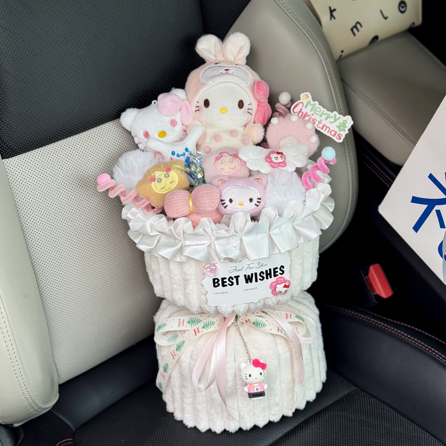 创意生日礼物凯蒂猫玩偶花束送女友闺蜜圣诞节礼物摆件情人节礼物