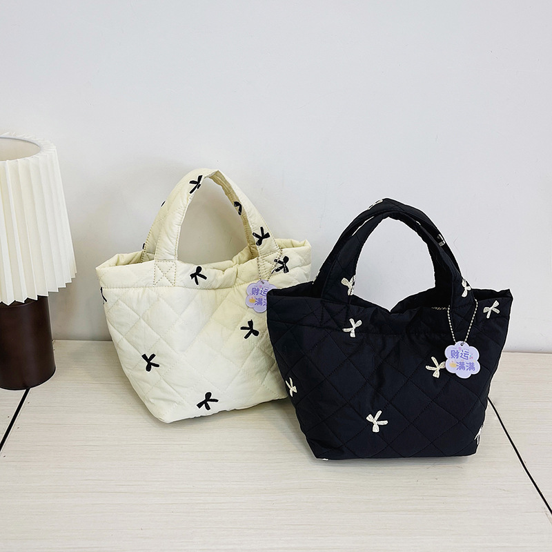 ins风手提绗缝刺绣水桶包大容量妈咪包外出轻便手提包