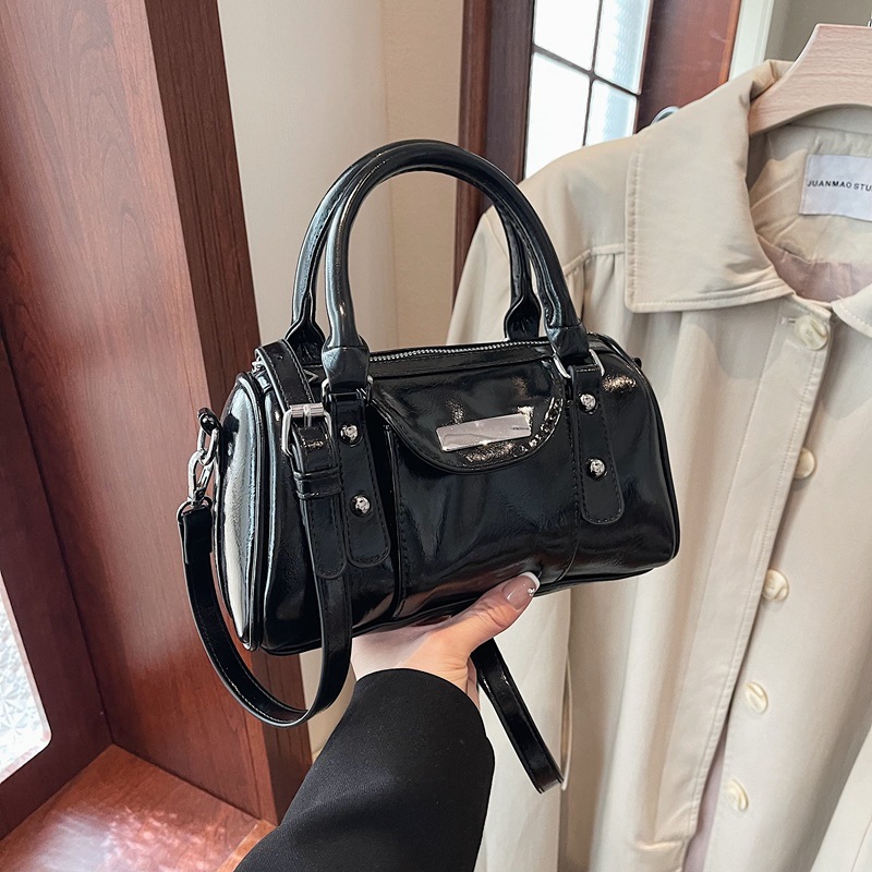 复古感手拎圆筒包包女2025新款简约时尚单肩斜挎包