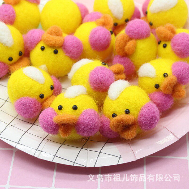 网红玻尿酸鸭子diy材料小黄鸭发夹饰品 羊毛毡腮红鸭成品胸针配件