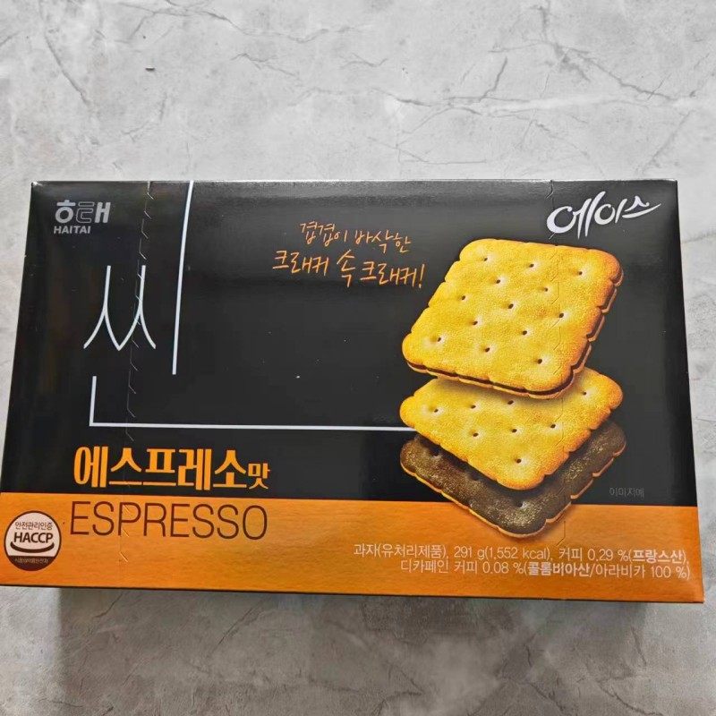 韩国进口零食海太奶酪咖啡味ACE代餐饱腹香酥苏打饼干下午茶伴侣