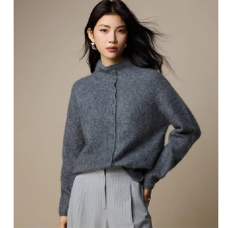 半高领款~【奢品】羊绒拉绒羊毛拉毛多粒扣毛衣开衫135斤