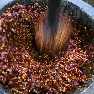 湖南省特产辣椒酱超辣魔鬼椒辣椒酱拌面酱香辣正宗辣椒酱拌面调料