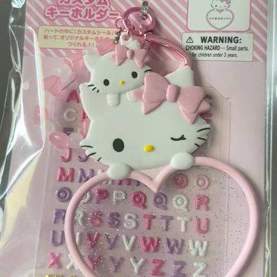 现货日本三丽鸥姓名牌爱心字母kitty美乐蒂俏咪花小兔包包挂件