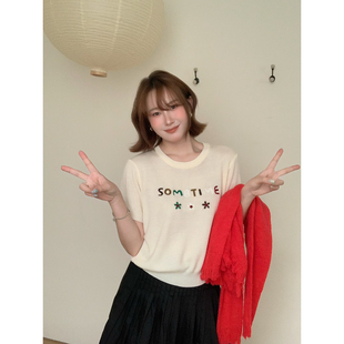 lower April（FA）-刺绣圆领宽松显瘦减龄t恤日常休闲针织衫91053