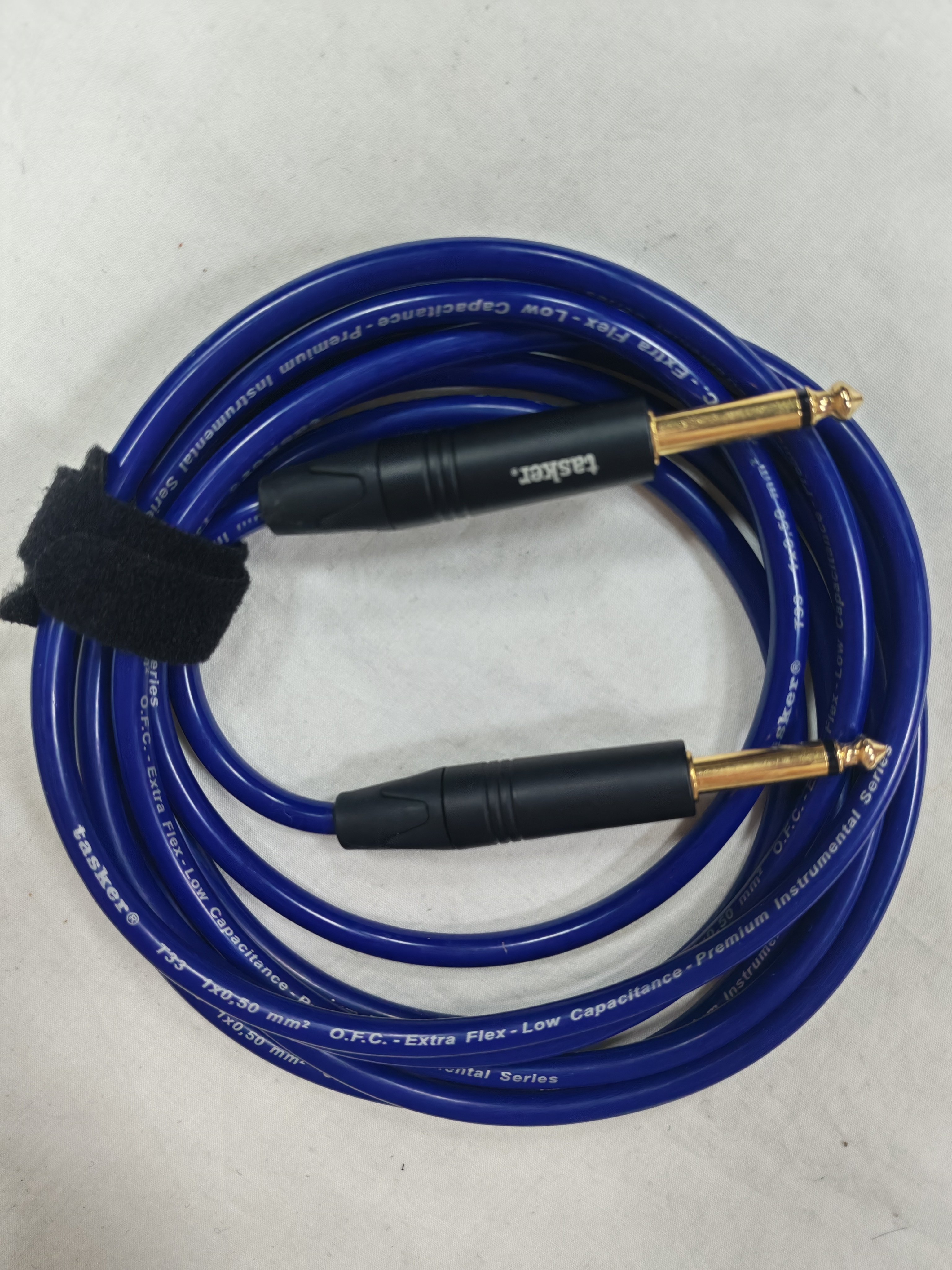 意大利原产TASKER 6.3插头3米电吉他贝斯键盘成品信号线。