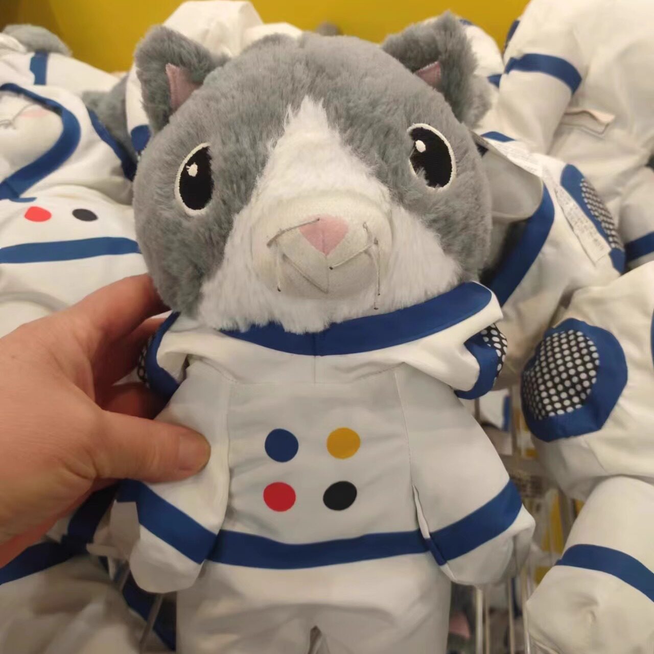 宜家代购艾顿斯帕毛绒玩具带宇航服可爱兔子小熊小猫玩偶益智玩具
