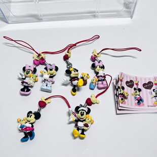 TOMY多美扭蛋迪s尼米妮抱达菲熊公仔挂件变装挂件