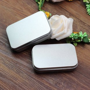 扑克牌名片证件收纳盒 随身携带迷红马口铁盒子 88元 包邮